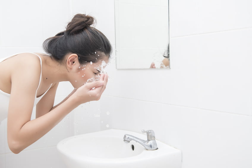 4-2-4, czyli nowa metoda mycia twarzy